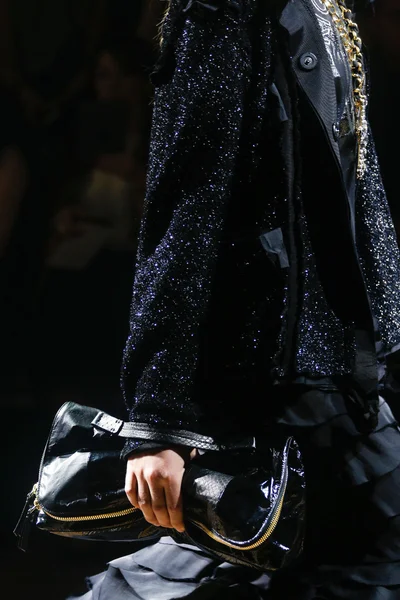 Look 124